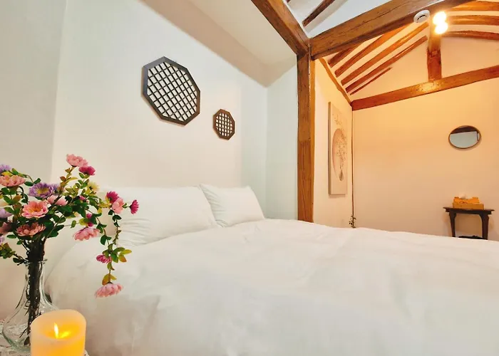Апартаменты Hanok Entire House, Bukchon Hanok Village Сеул